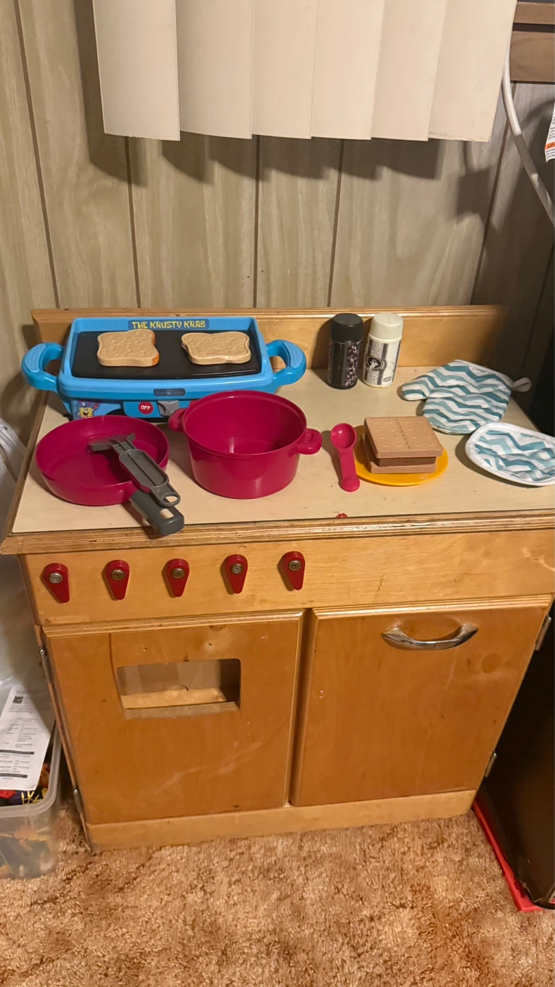 Toy  Play Kitchen Set firm price