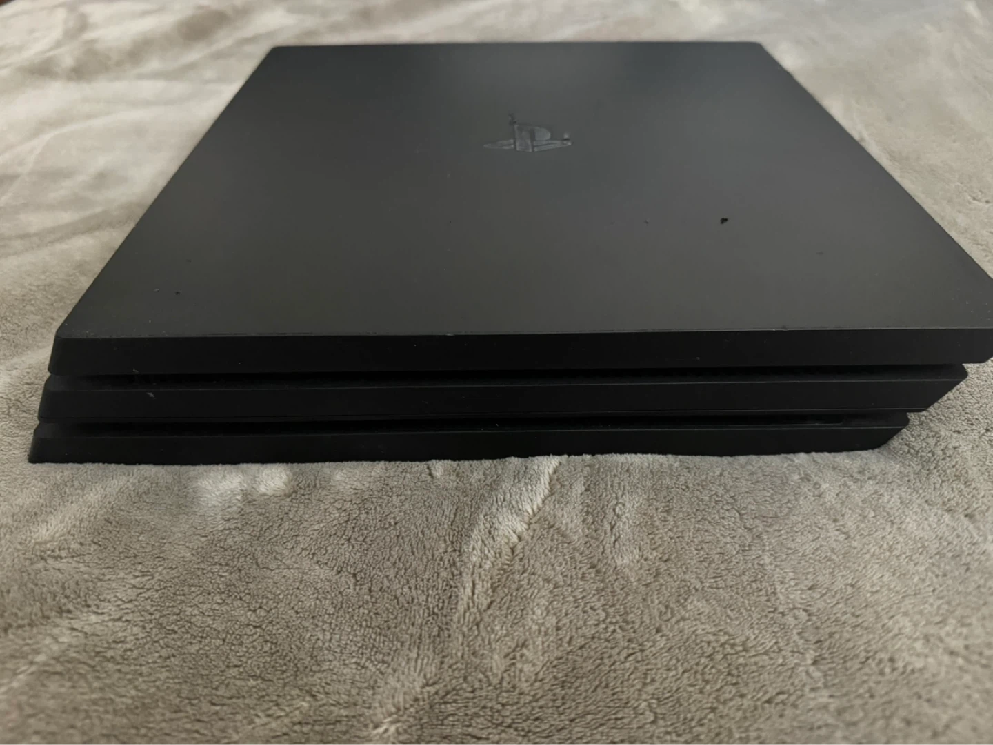 PlayStation 4 Pro Console - photo 3