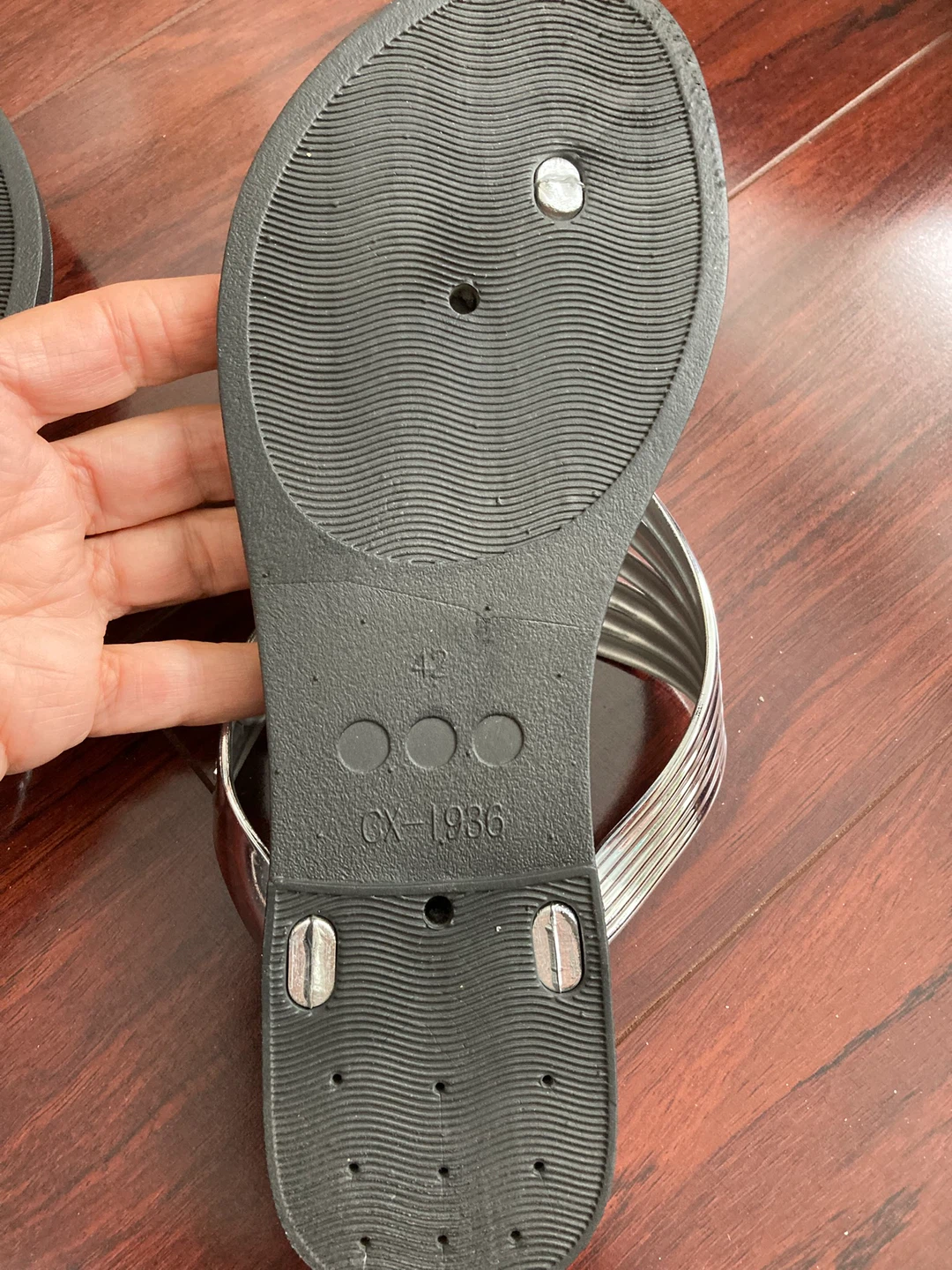 Unique Silver Flip Flops - photo 2