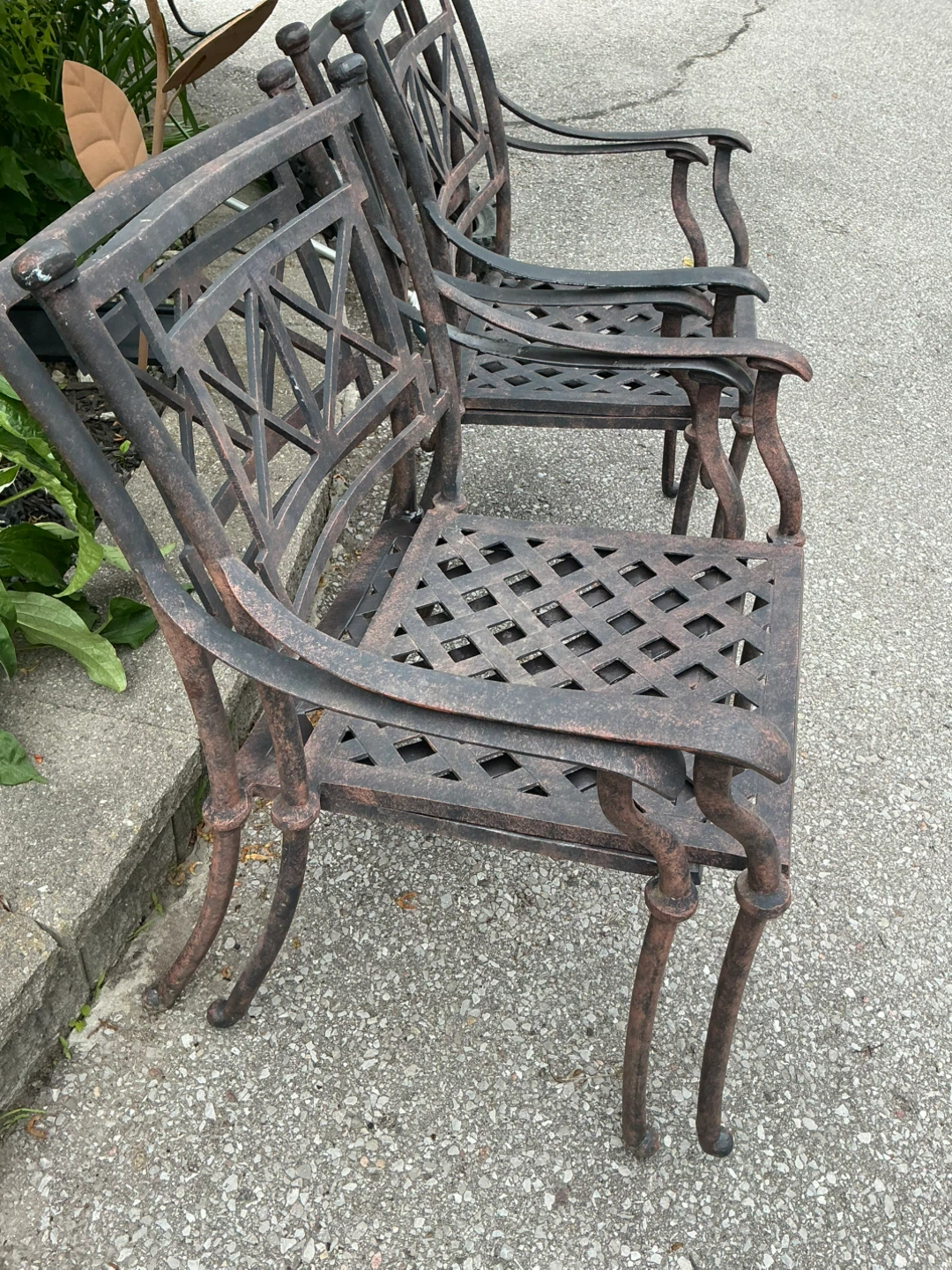 Cast aluminium Patio Dining Set with 8 Chairs and Umbrella - photo 3