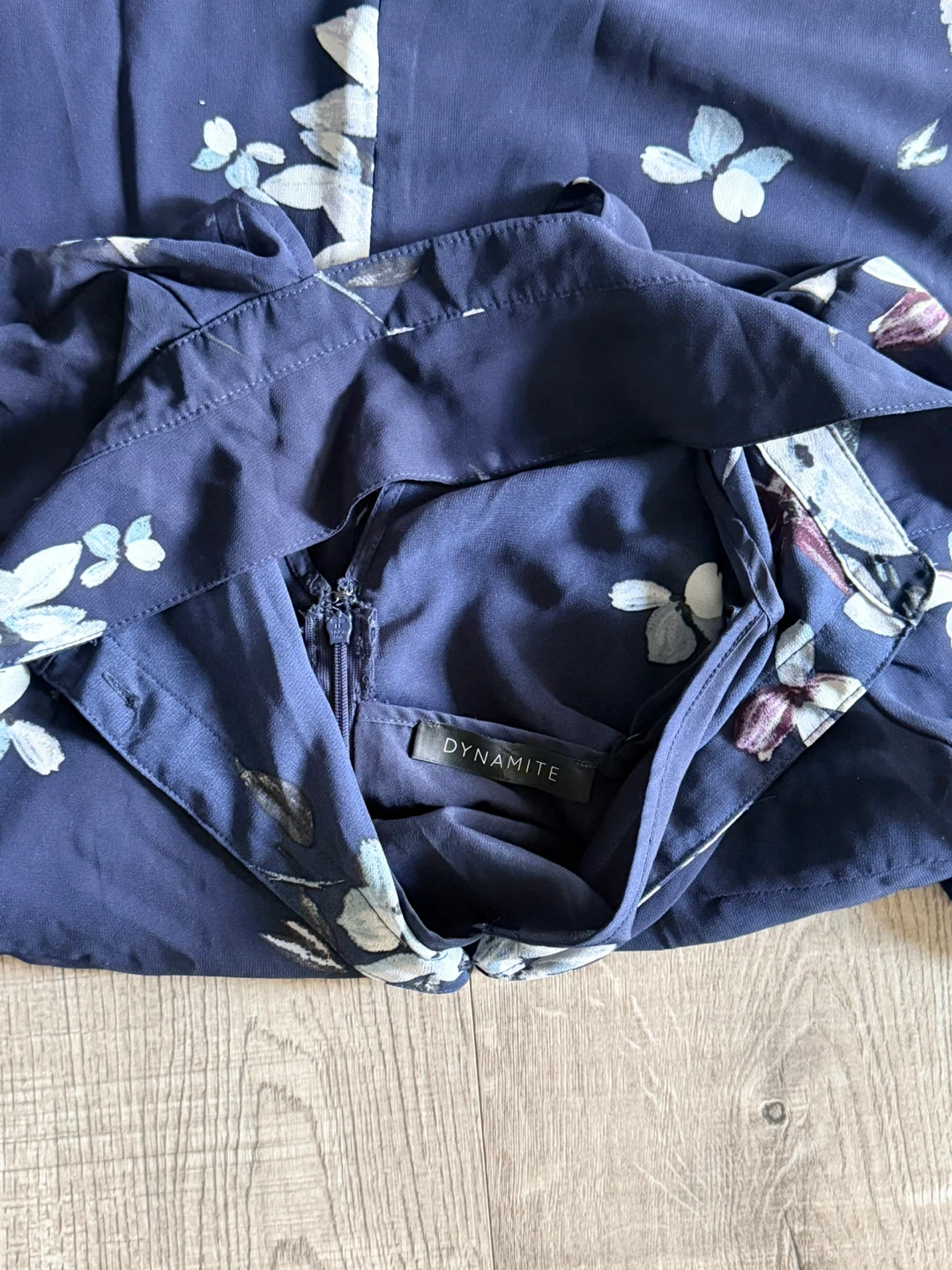 Dynamite Navy Floral Dress - photo 5