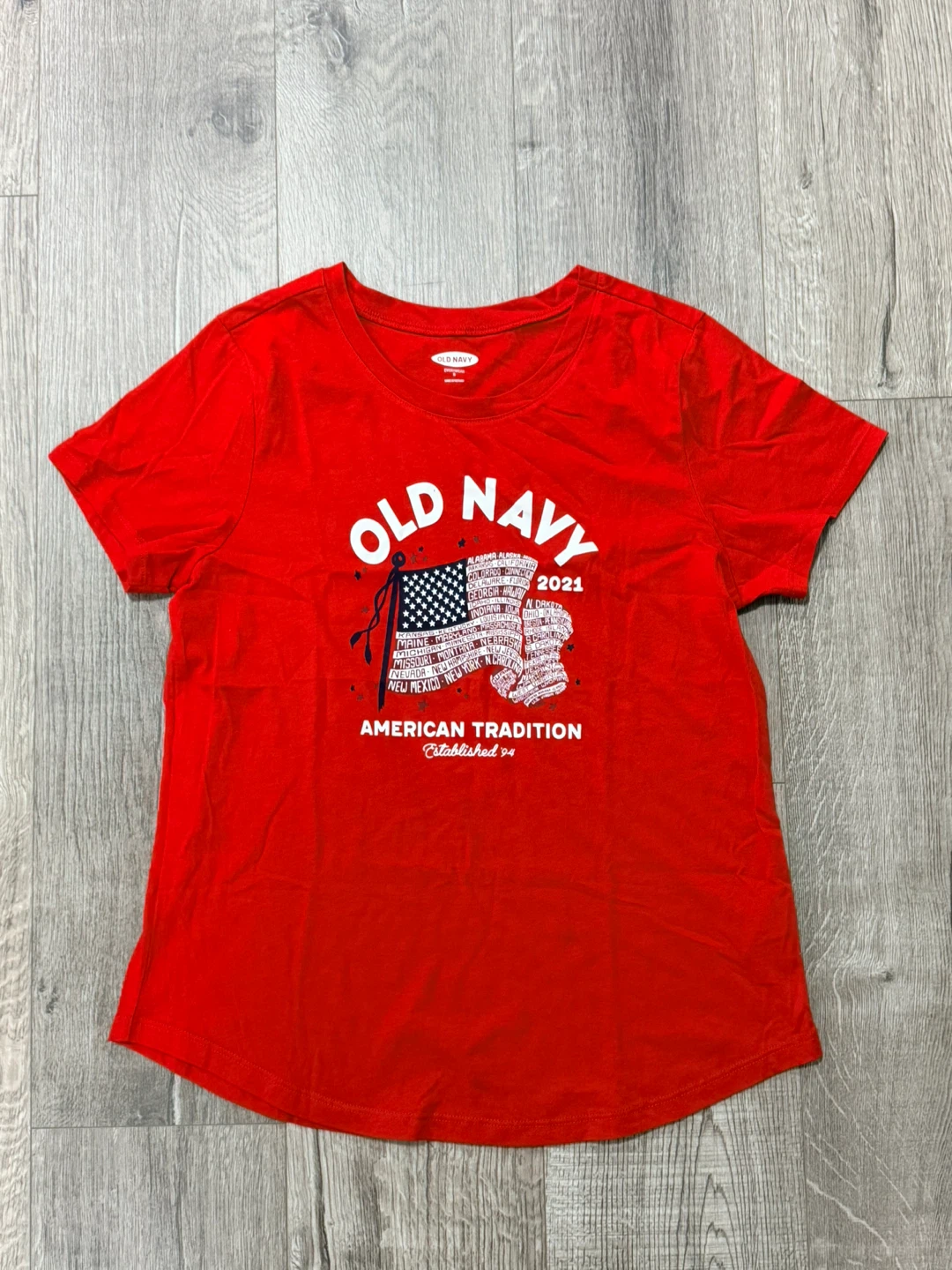 Old Navy Red T-Shirt - photo 2
