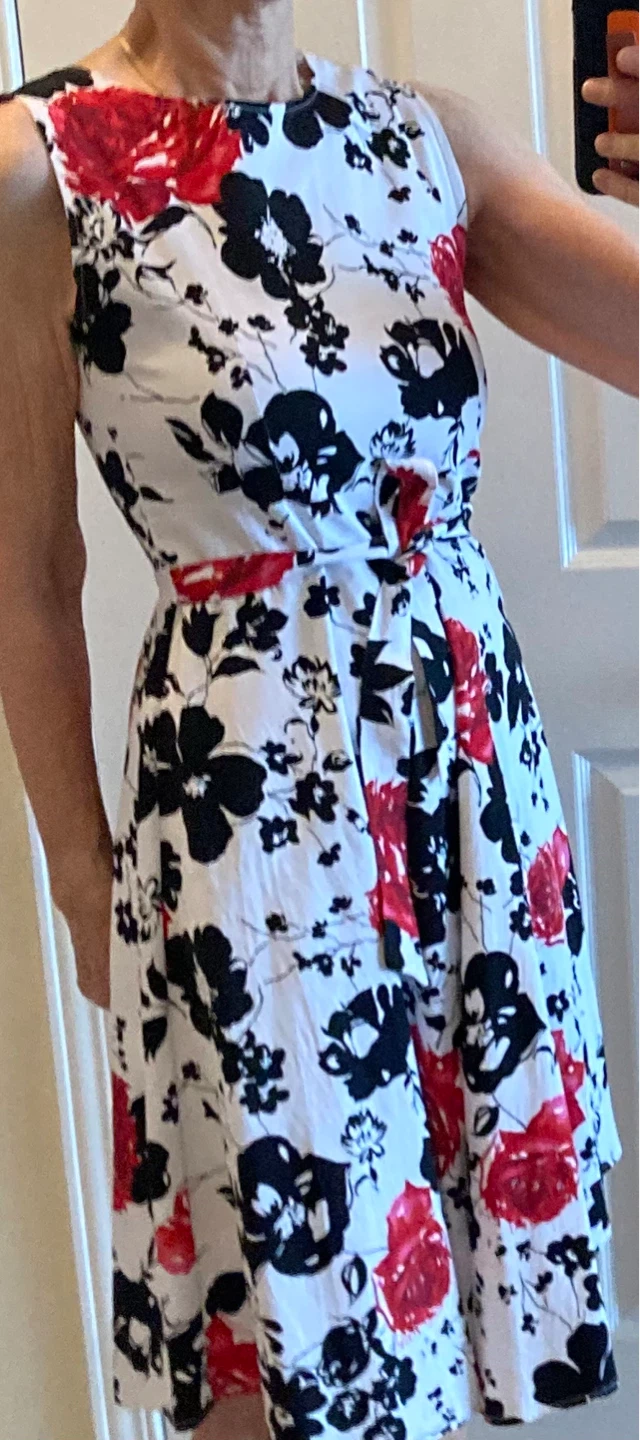 Women's Floral Sleeveless Dress with Belt - photo 2