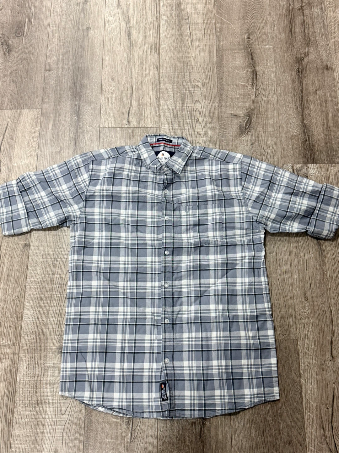 Roots of Change Plaid Short Sleeve Button-Up Shirt - Medium - photo 3