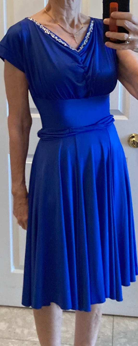 Blue dress with embellished neckline - photo 4