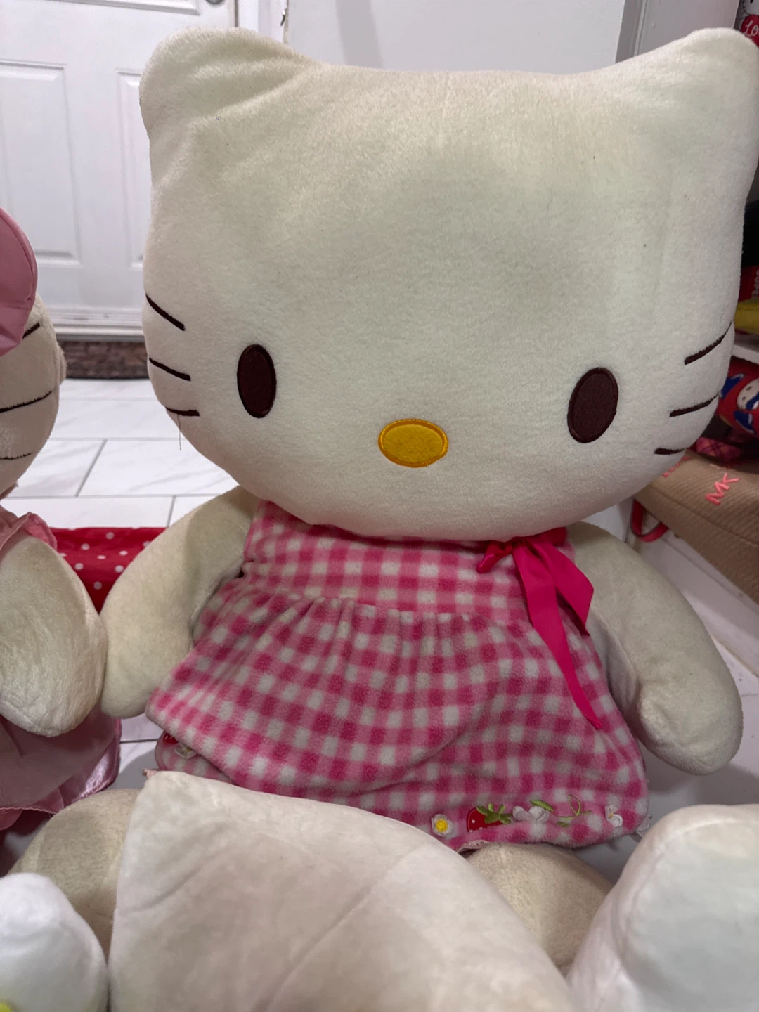 Hello Kitty Plush Toy Collection - photo 2