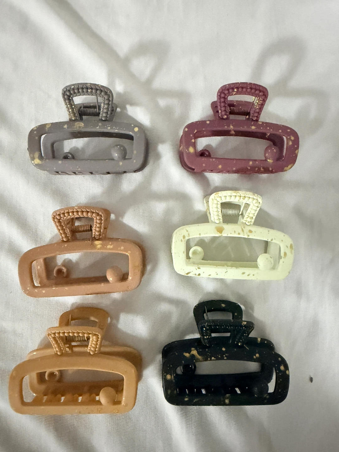 Set of 12 Matte Hair Claw Clips with Gold Flecks - photo 3