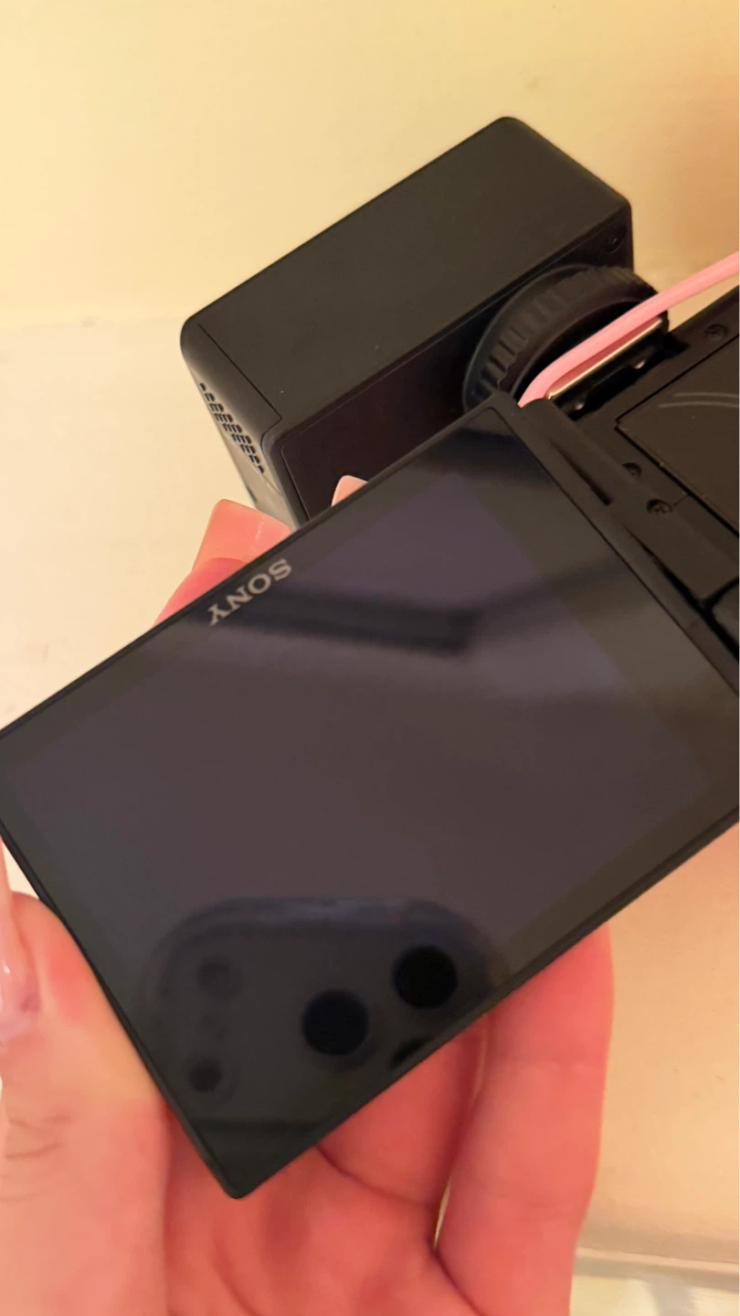 Sony ZV-1 Mark II – Like New | Perfect Vlogging Camera 📸✨ - photo 3