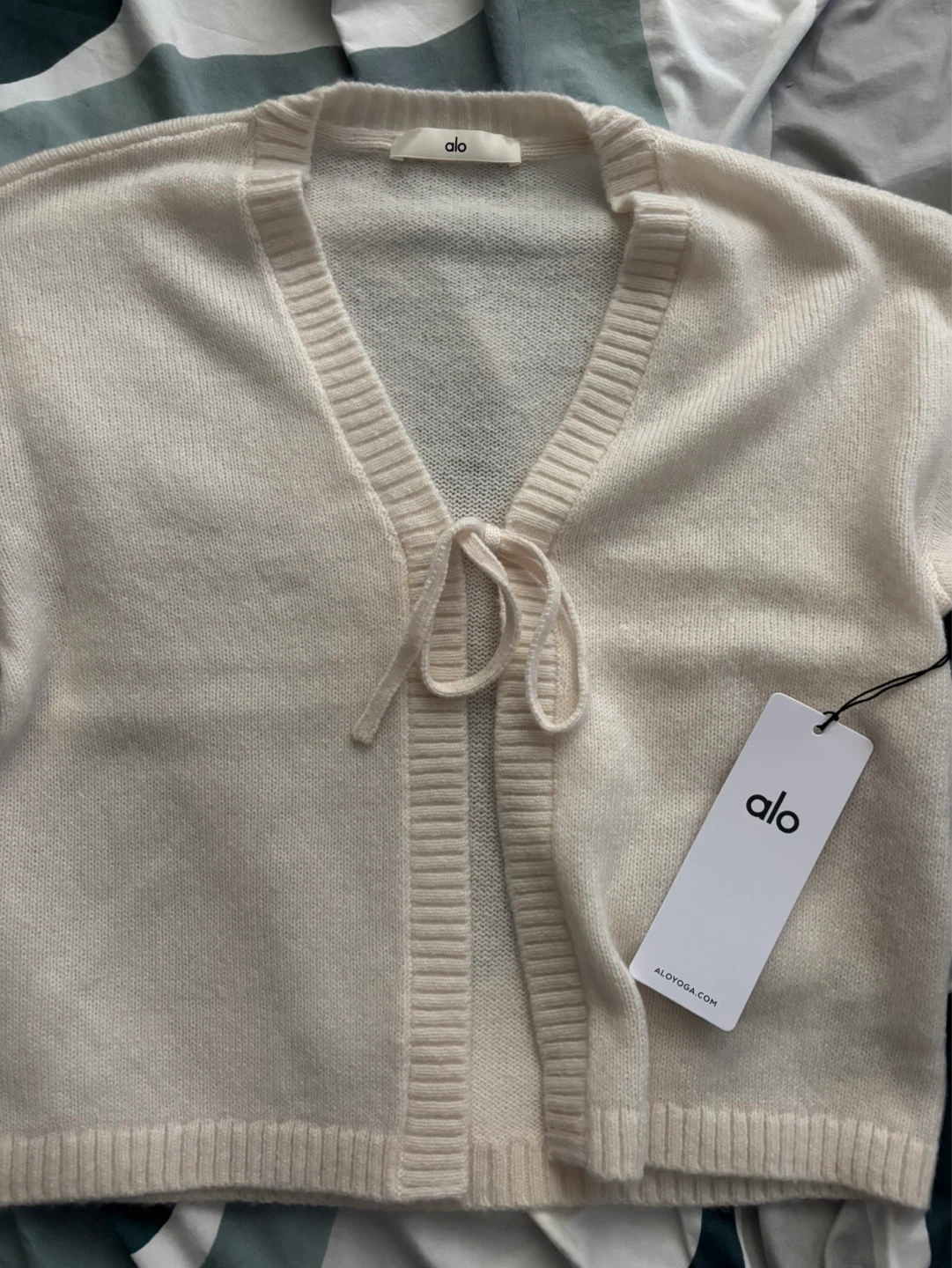 Alo Yoga Women's sweater cashmere