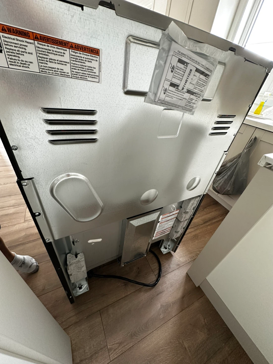 Whirlpool Refrigerator - photo 4