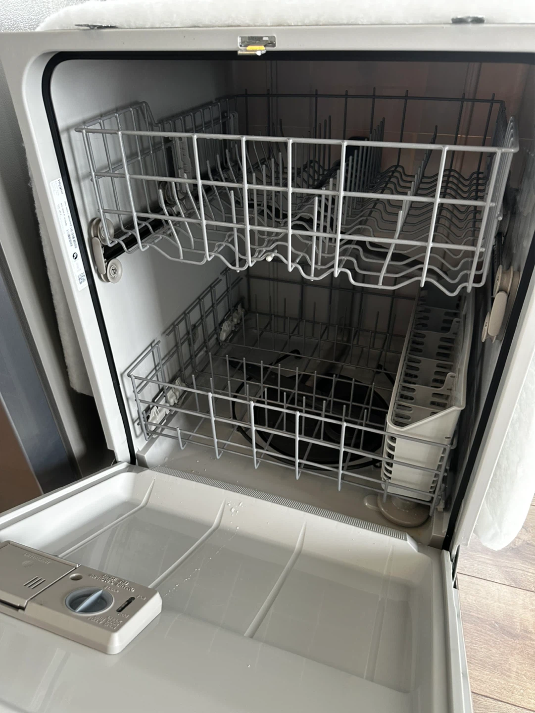 Whirlpool Dishwasher - photo 2