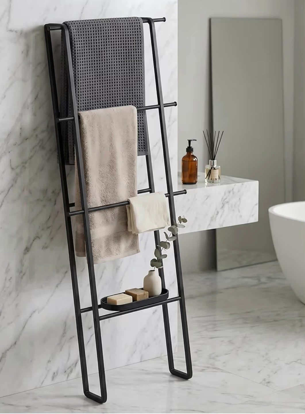 Matte Black Leaning Towel Rack