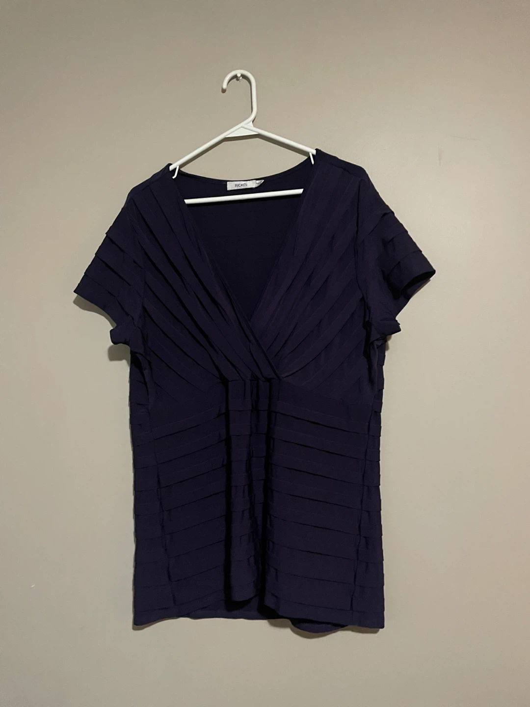 RICKI'S Textured V-Neck Top