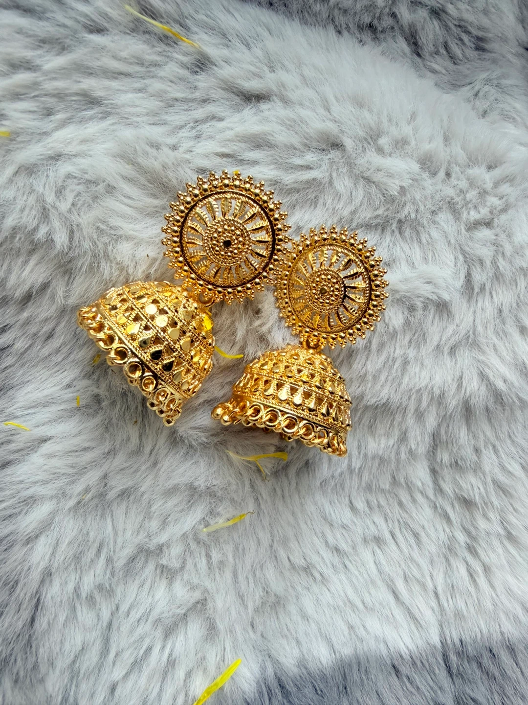 Gold Jhumka Earrings - photo 4