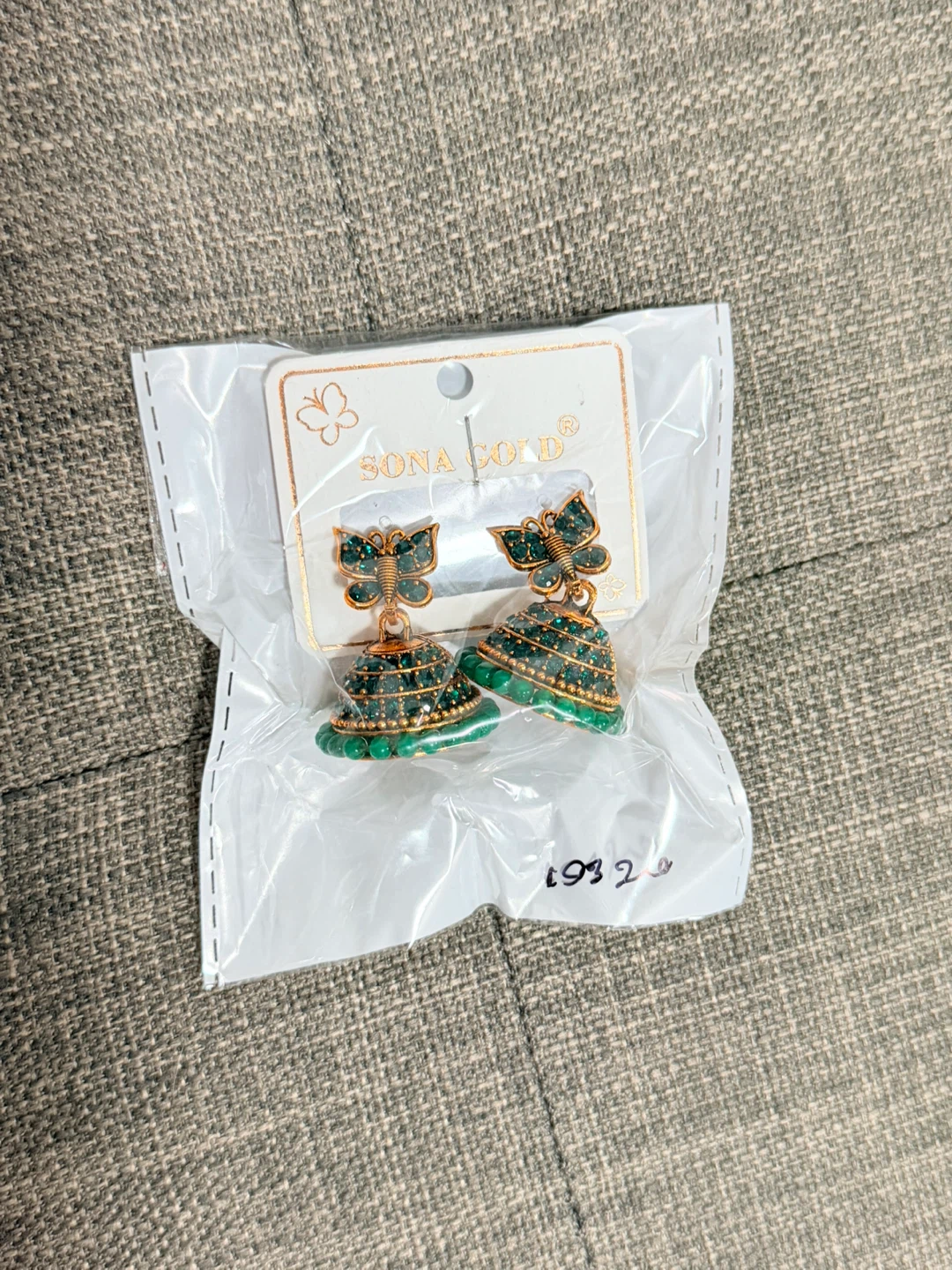 Sona Gold Jhumka Earrings - photo 3