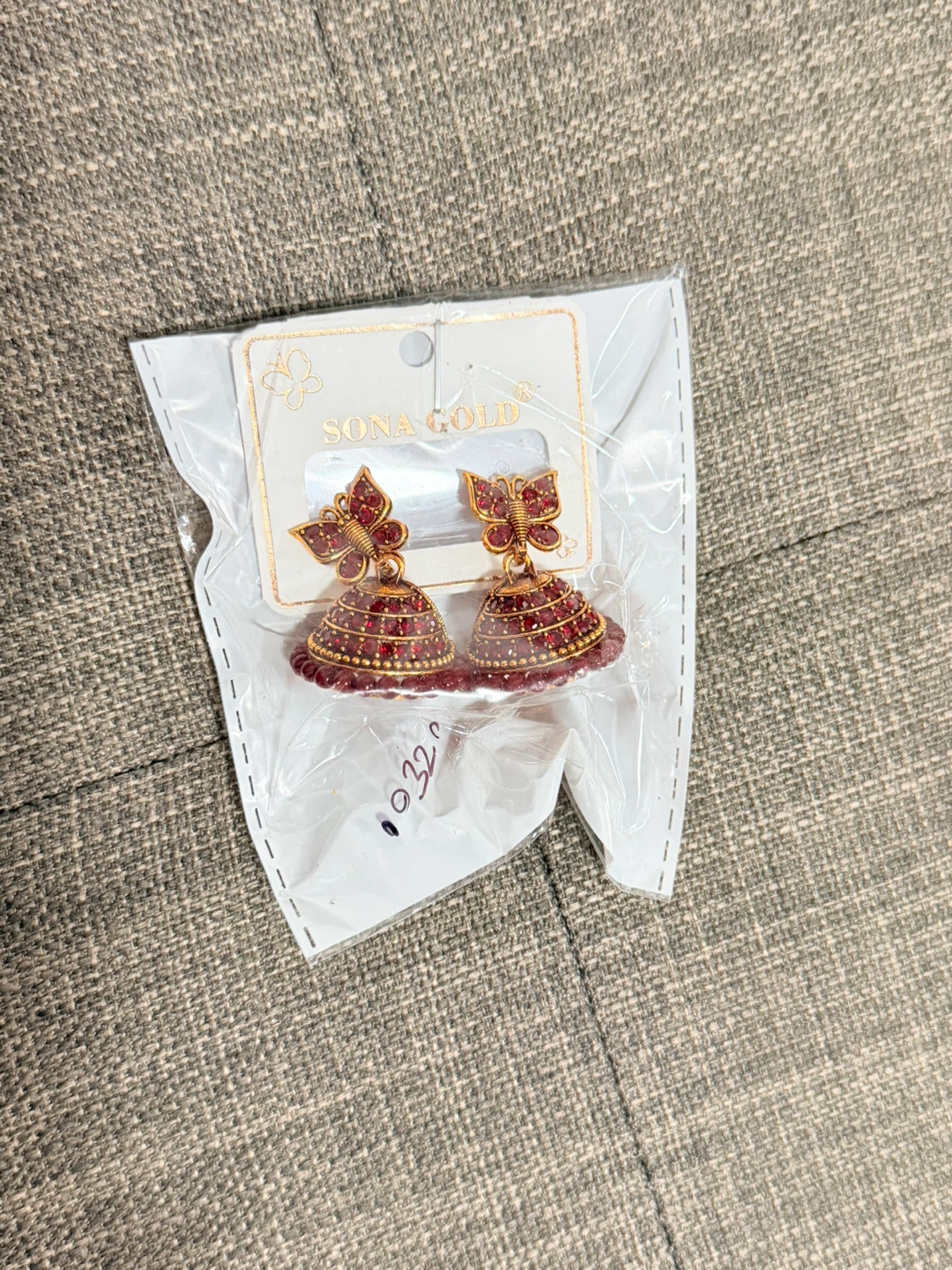 Sona Gold Jhumka Earrings - photo 2