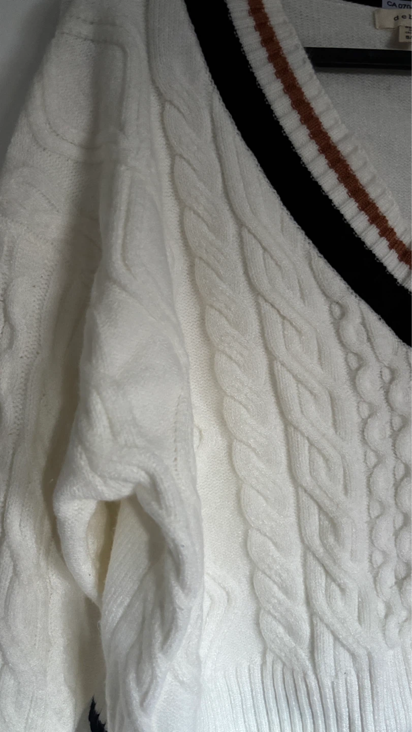 Debut Cream Cable Knit V-Neck Sweater - photo 2