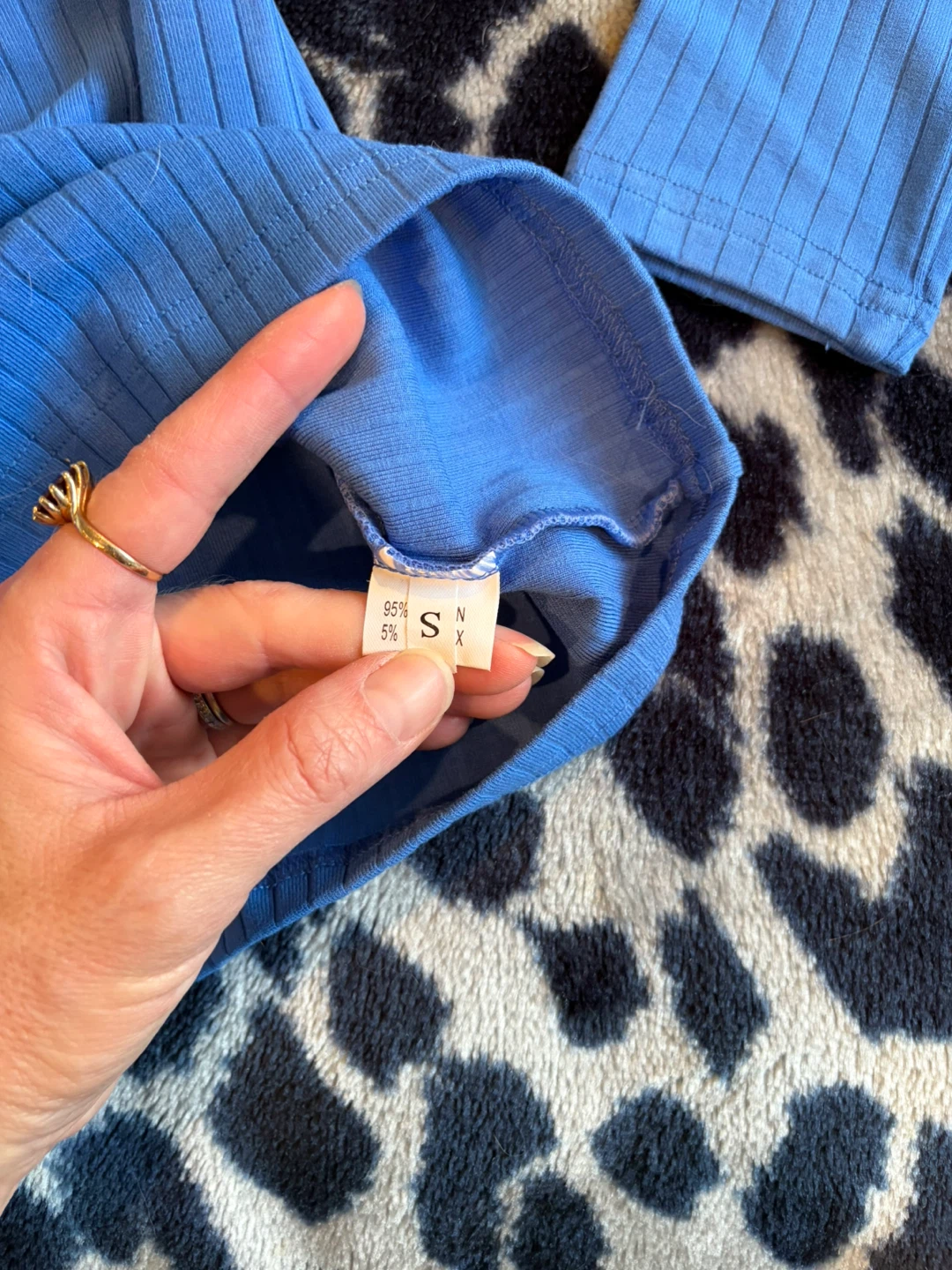 Blue Cut-Out Ribbed Mock Neck Top - photo 2