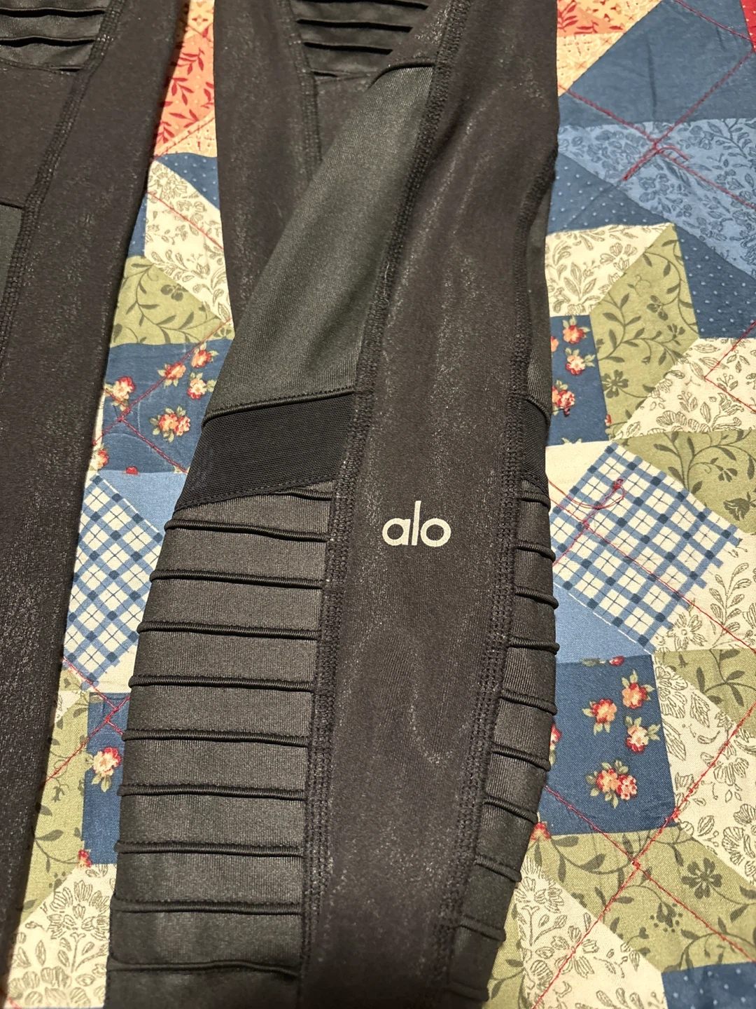 Alo Yoga High-Waist Moto Leggings - Black - Size S - photo 2