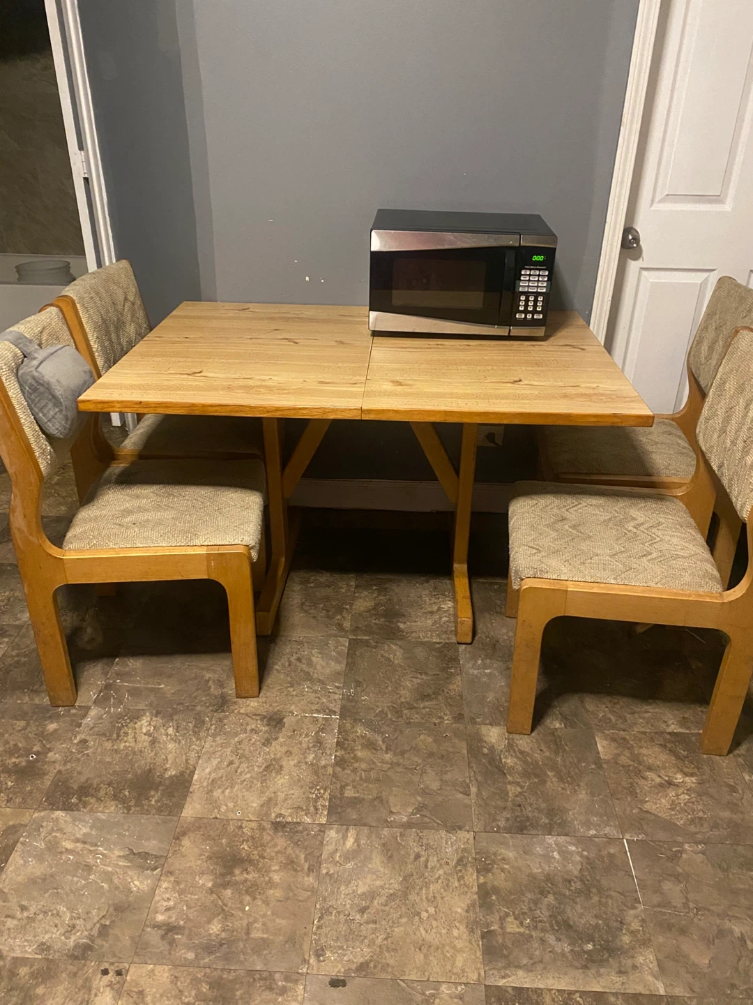 Expandable Dining Table with 4 Chairs - photo 2