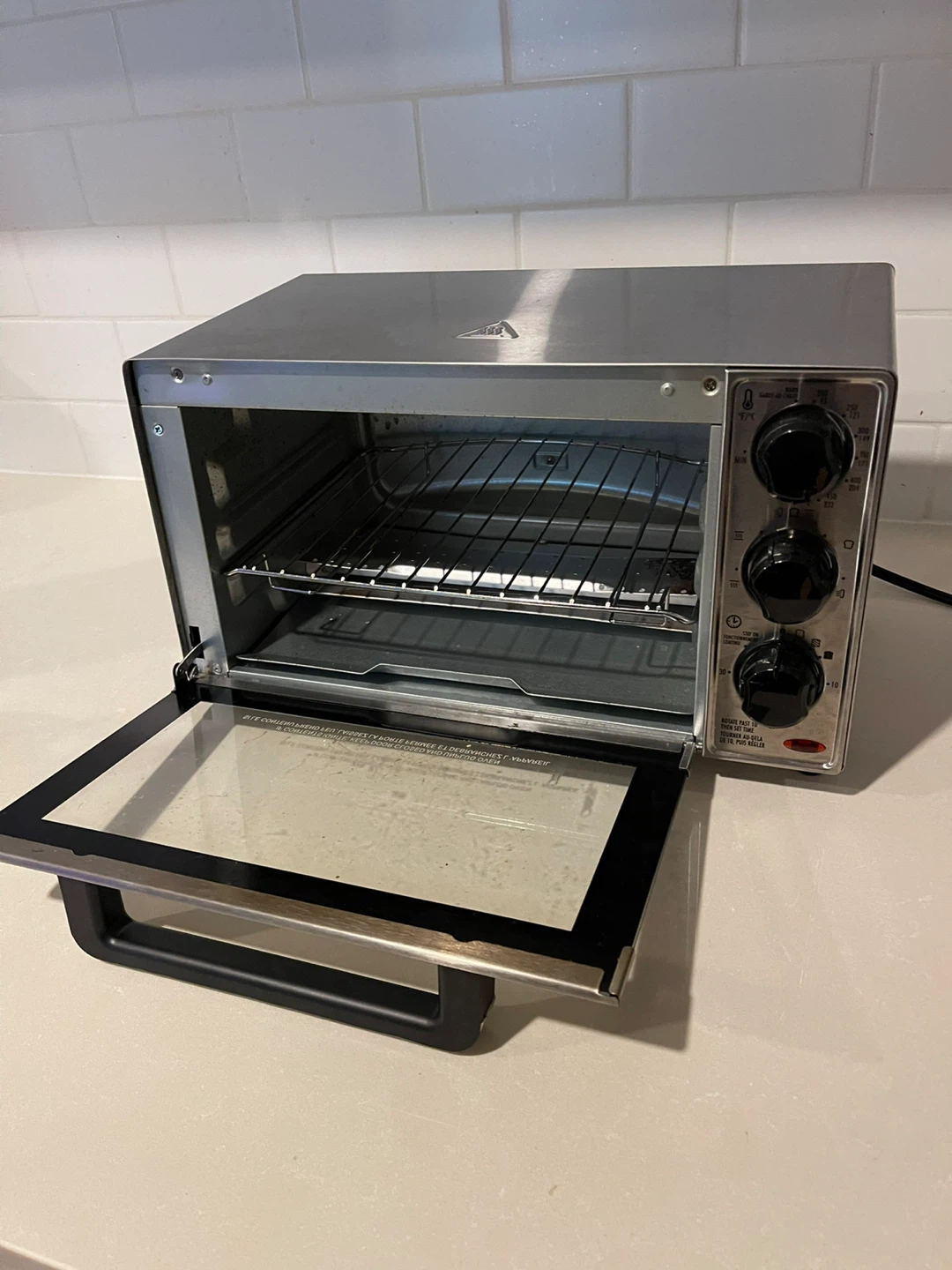 Hamilton Beach Toaster Oven - photo 2