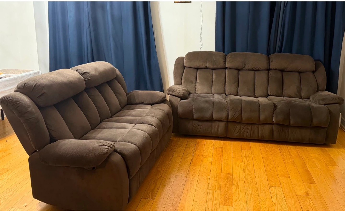 Recliner sofa set