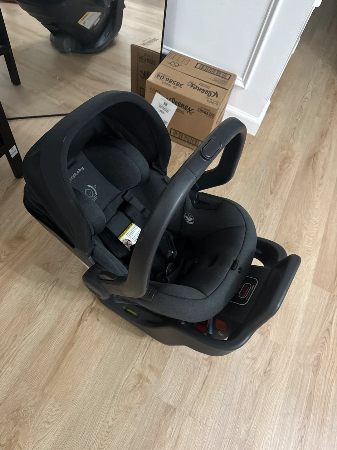 UPPAbaby MESA MAX Infant Car Seat and Base