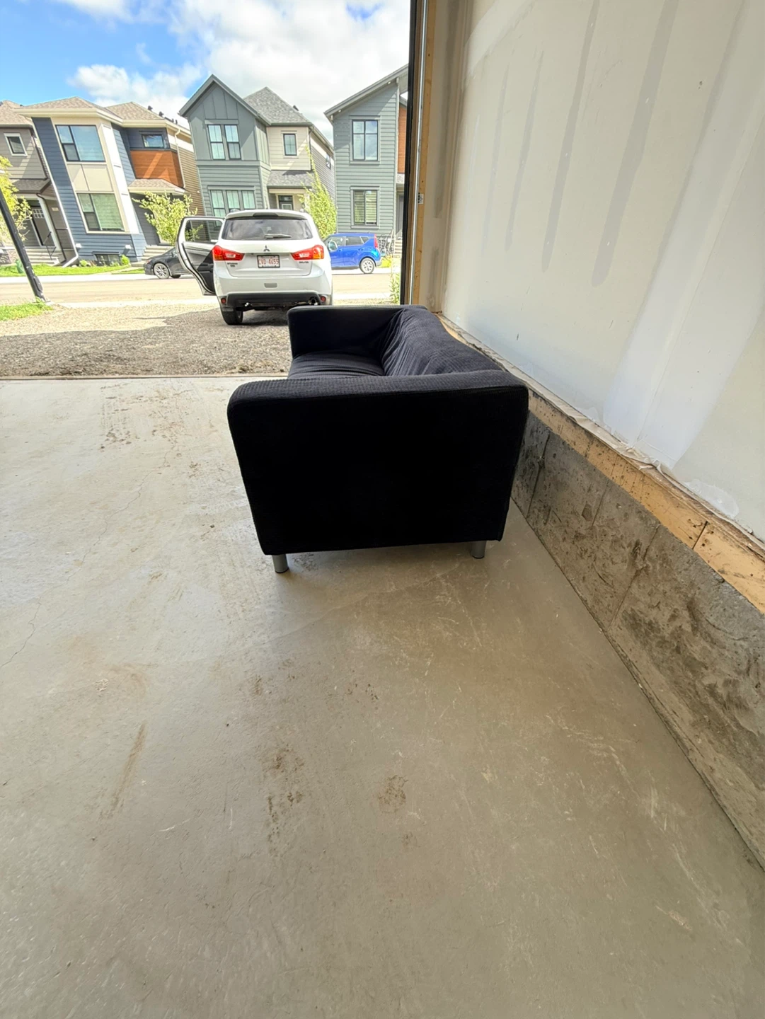 Black Sofa - photo 4