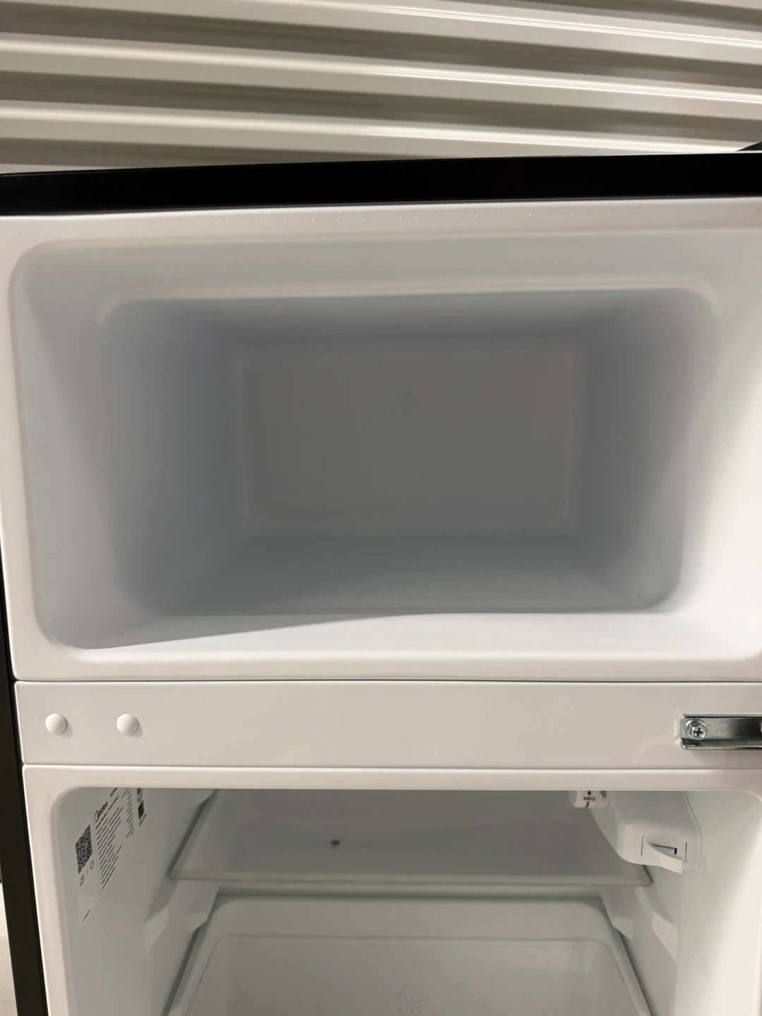 Compact Fridge with Freezer - photo 4