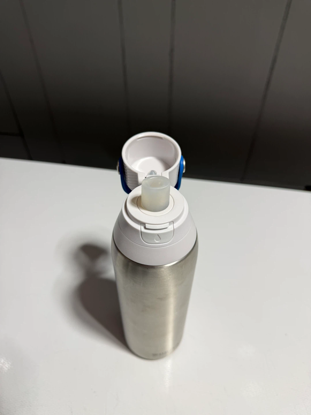 Brita Stainless Steel Filter Water Bottle 20oz - New - photo 3