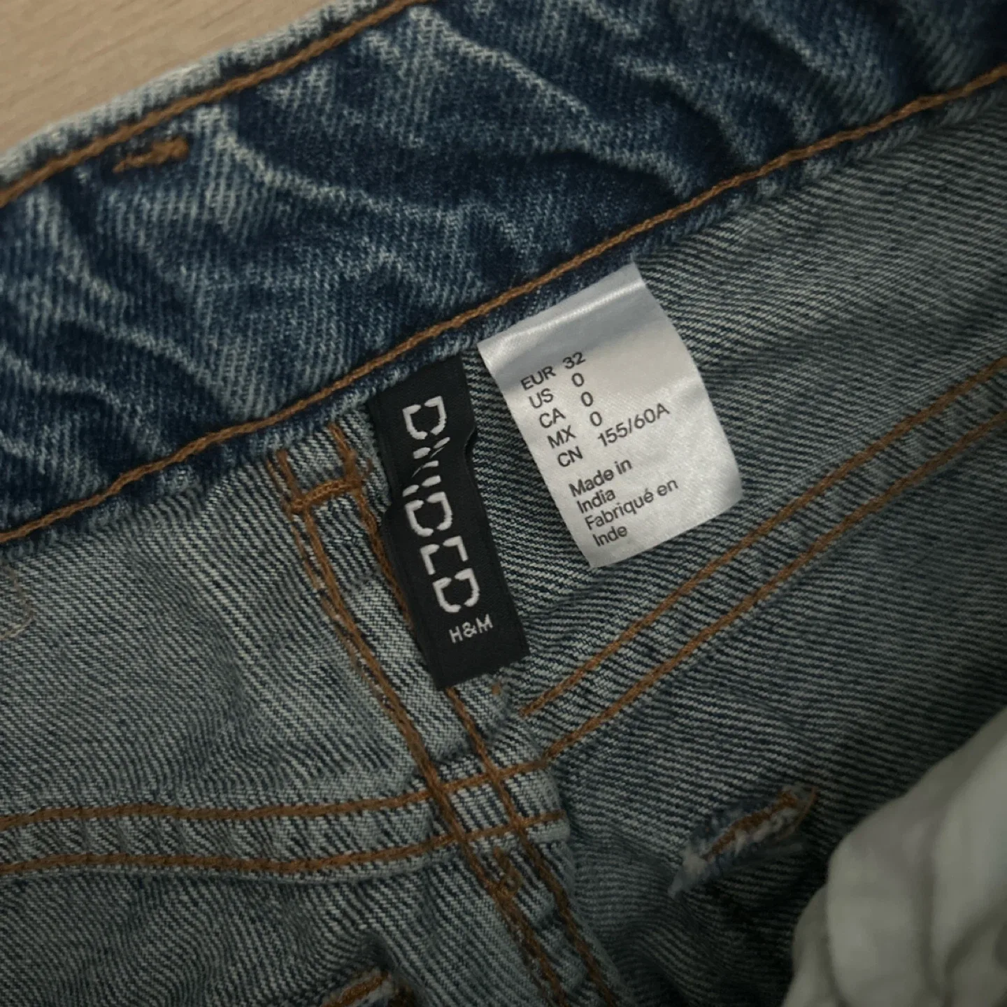H&M Straight Leg Flared Jeans - photo 3