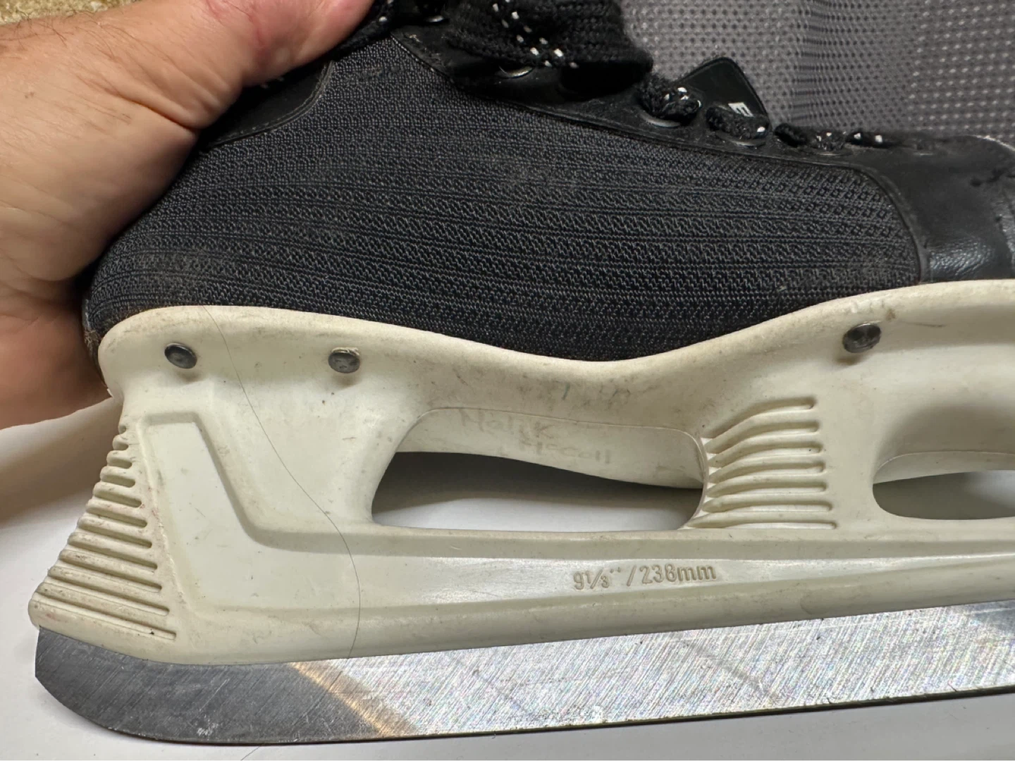 Bauer Hockey Skates - photo 3