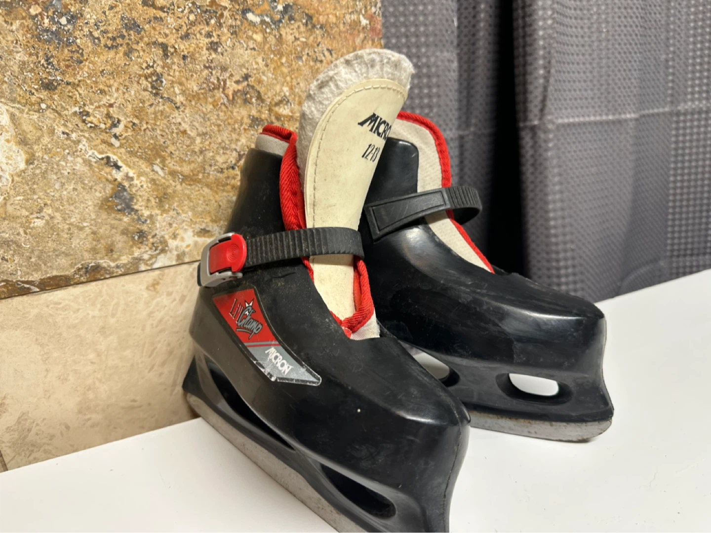MICRON Ice Skates