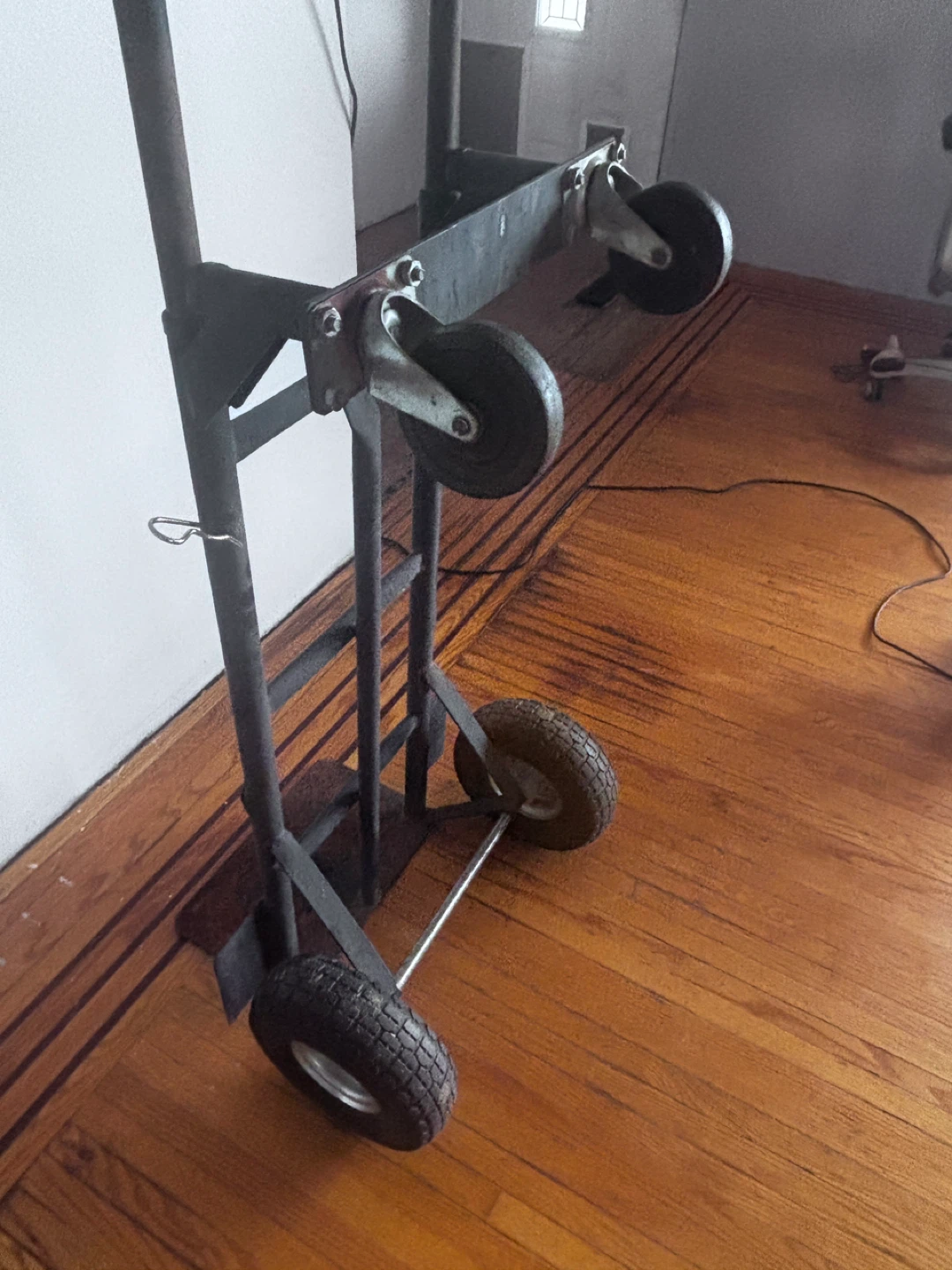 Heavy Duty Hand Truck Dolly - photo 3