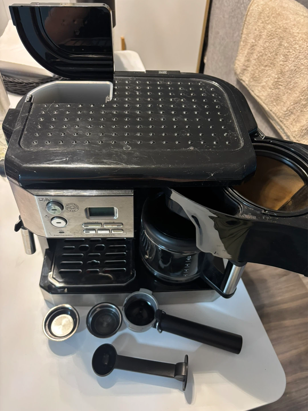 DeLonghi Espresso and Drip Coffee Maker - photo 4