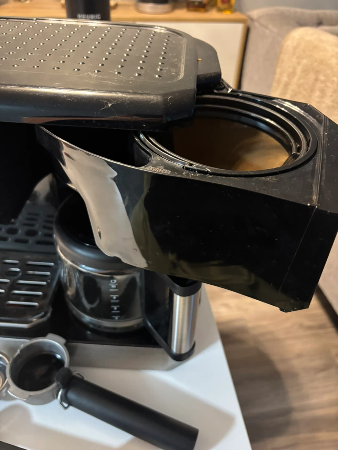 DeLonghi Espresso and Drip Coffee Maker - photo 2