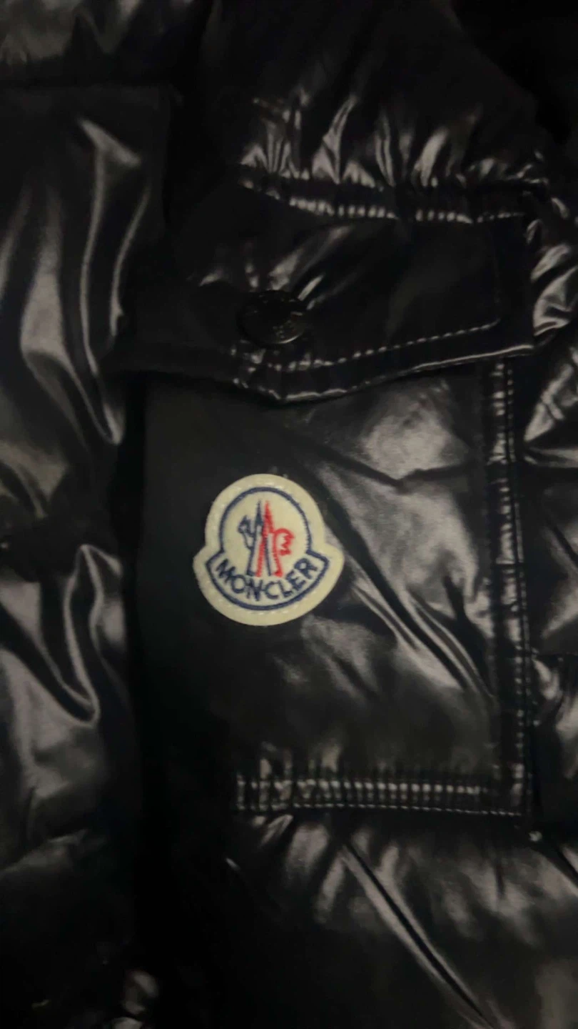 🚨 BRAND NEW MONCLER MAYA XL 🚨 - photo 2