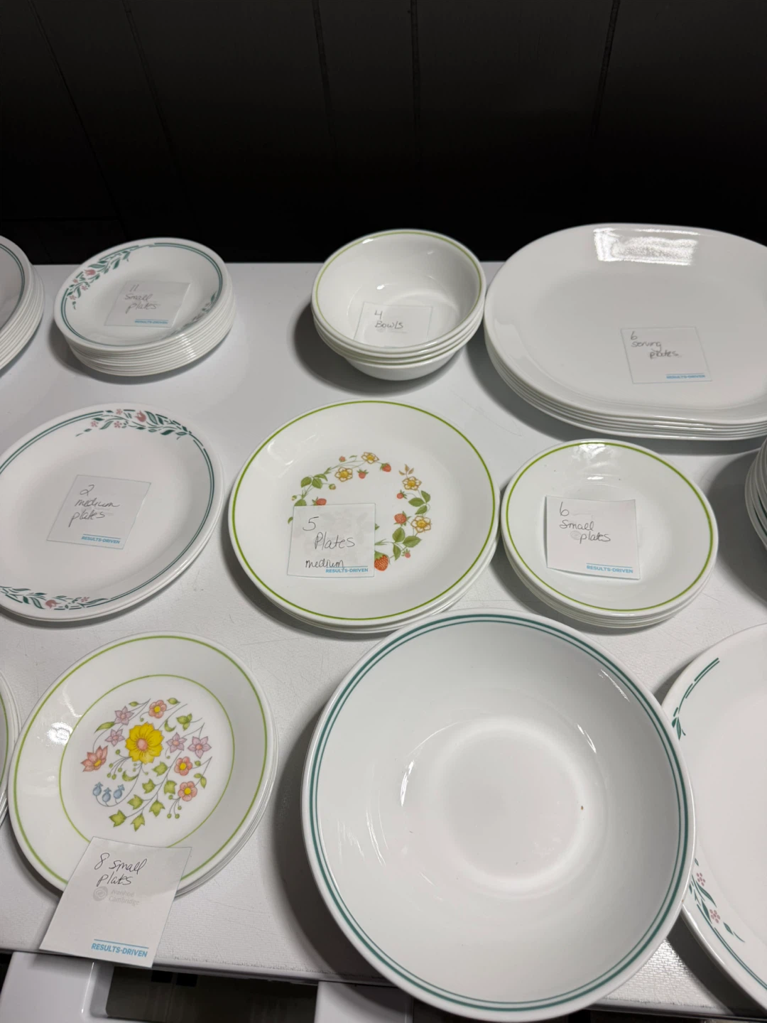 Large Corelle Dinnerware Set - 60+ Pieces - photo 3