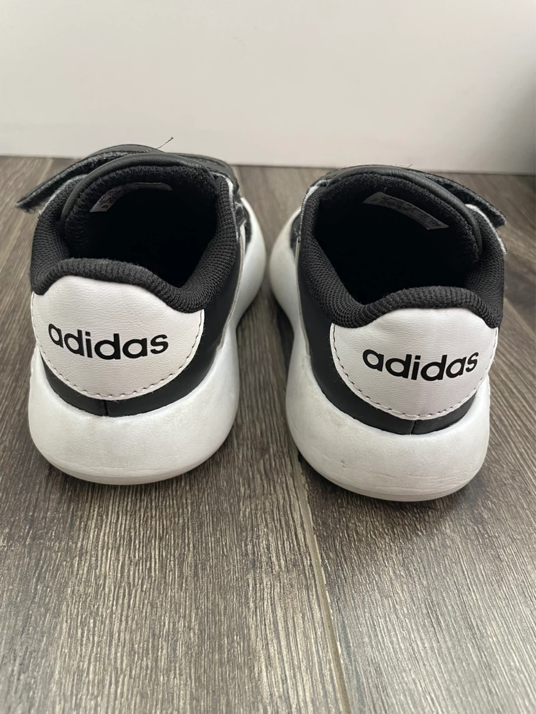 Adidas Shoes - Toddler Size 8k - Black/White - photo 2