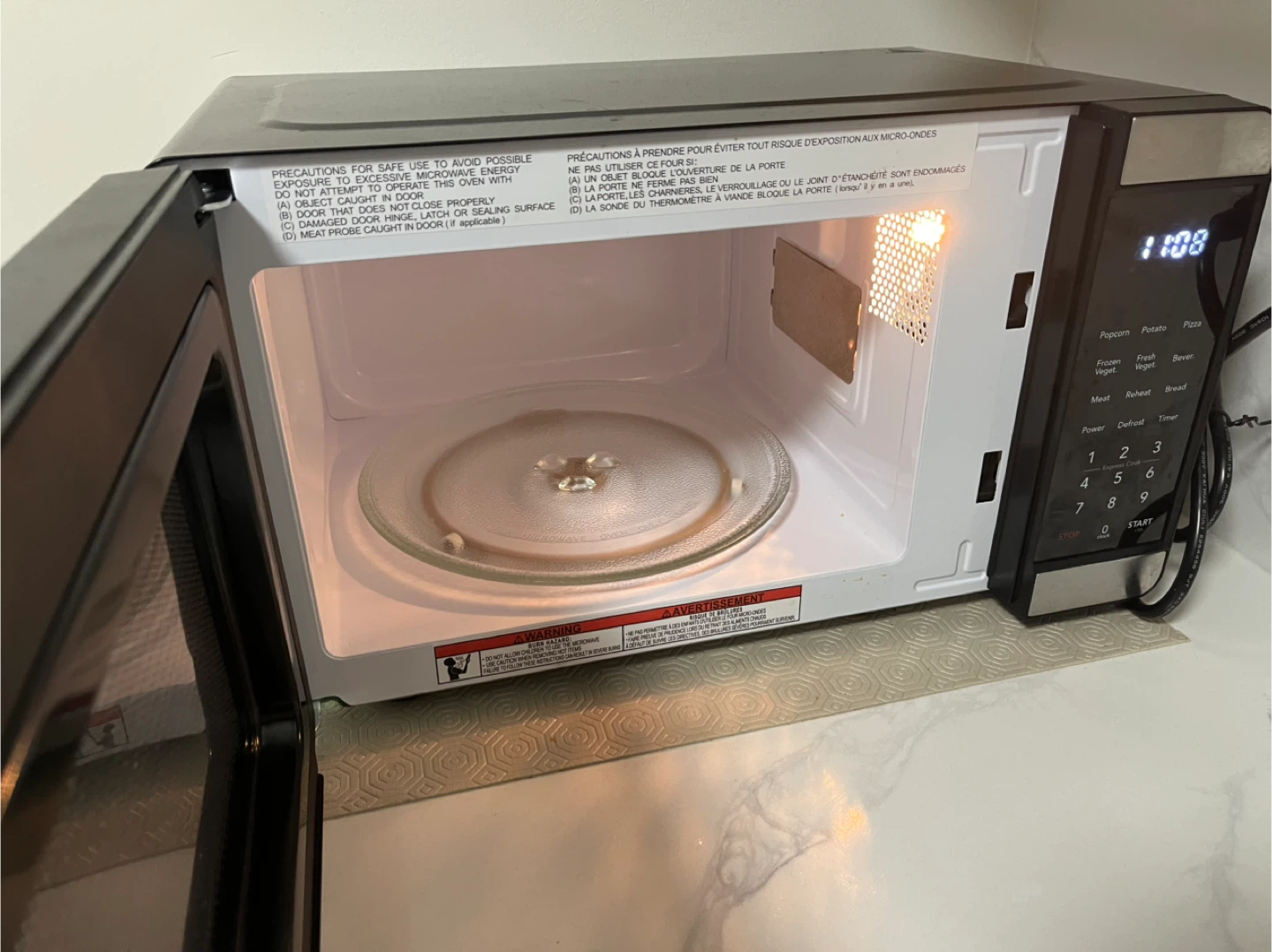 Frigidaire Stainless Steel Microwave 0.7 cu.ft. - photo 2