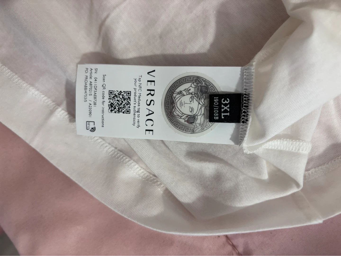 $200 OBO • Genuine 3XL Versace T-Shirt with tags 🏷️ Fits L-2XL