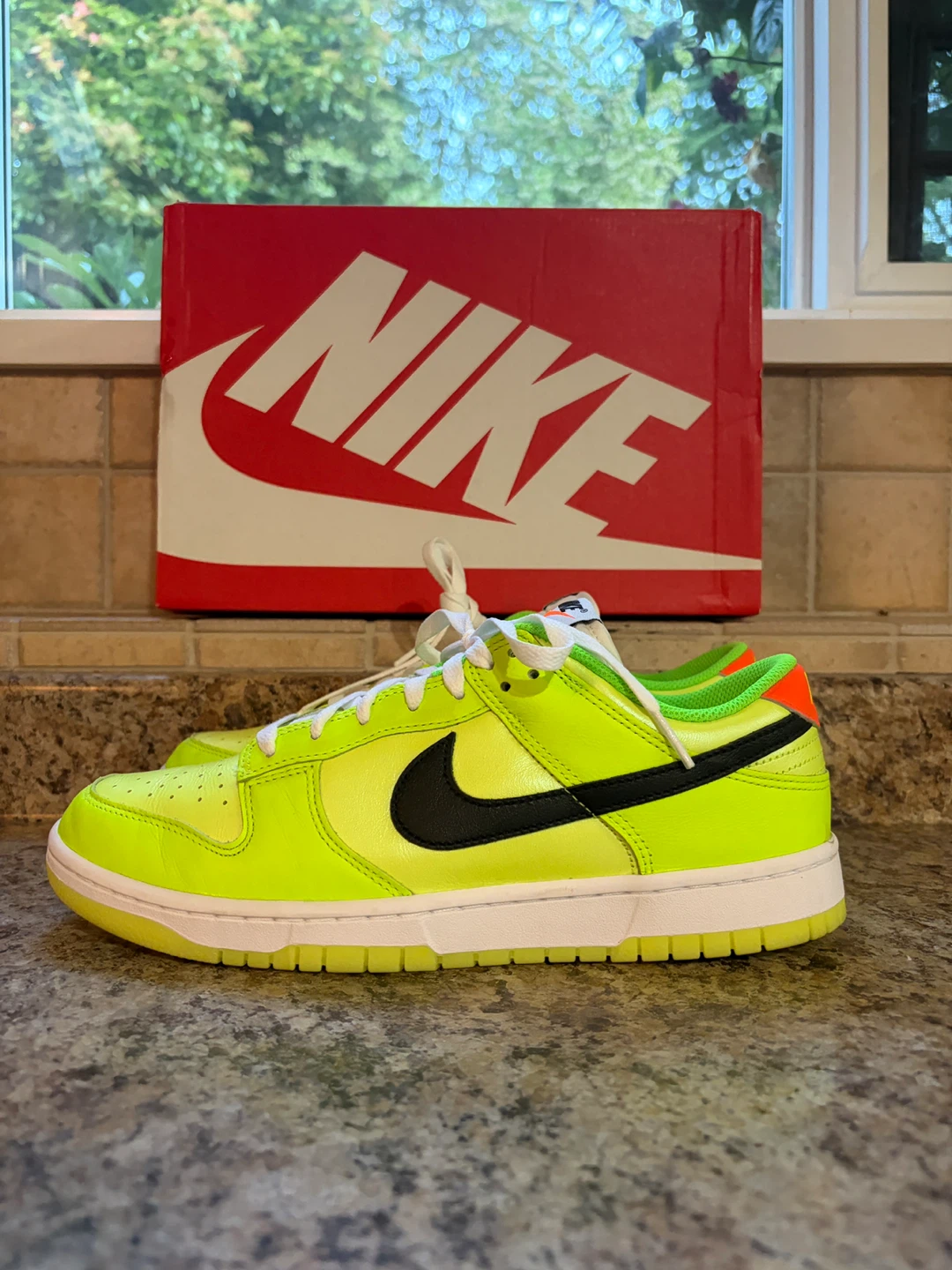Nike Dunk Low SE Volt/Orange Total Orange - photo 3