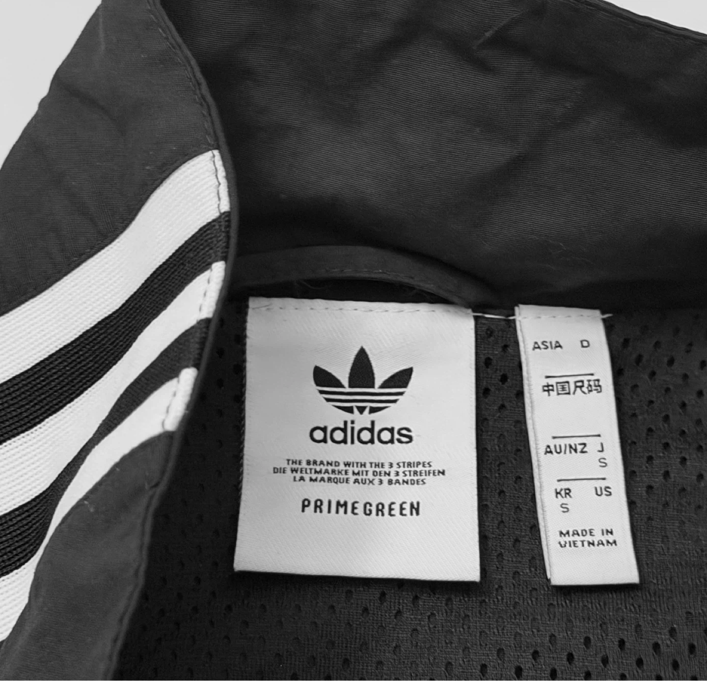 Adidas jacket small size - photo 4