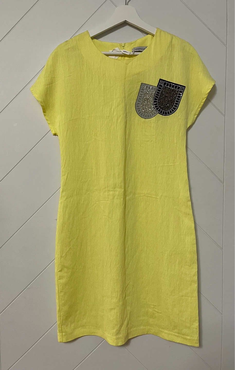 Espiga Yellow Dress with Embellished Pockets
