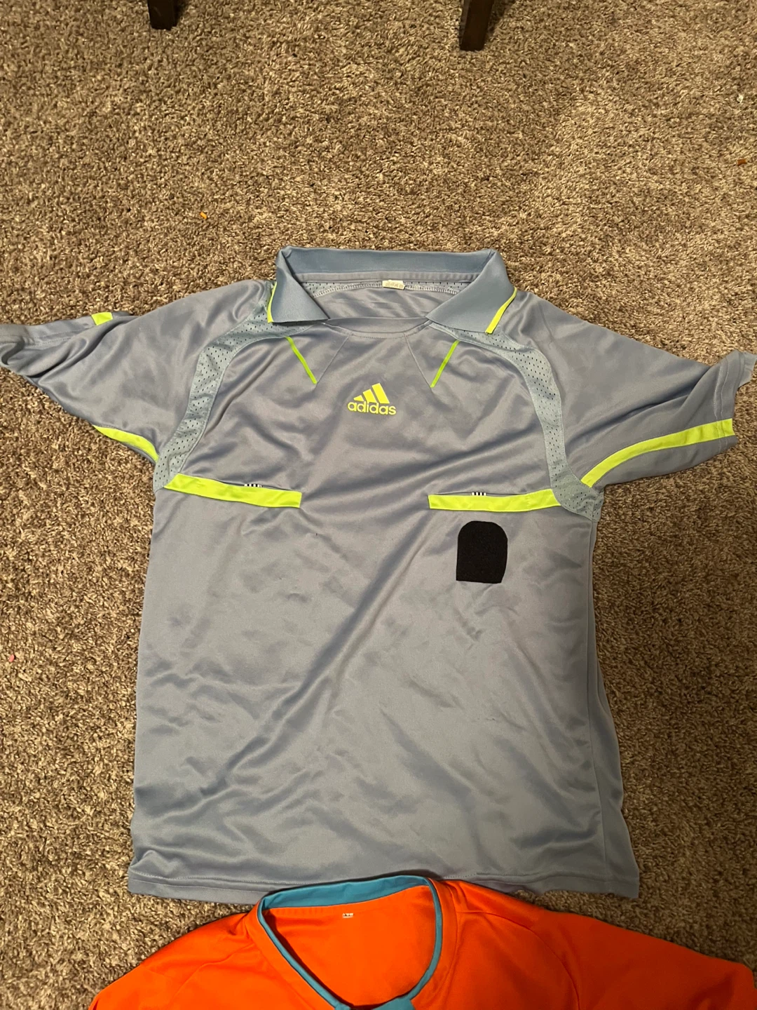 3 Referee shirts & Linesmen Flags