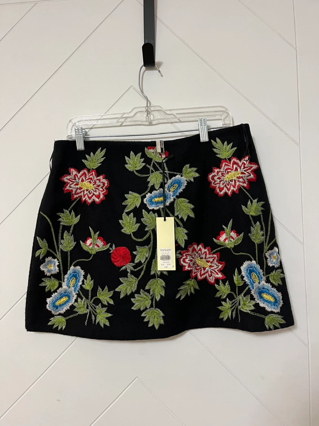 Topshop Embroidered Black Mini Skirt - Size UK 14