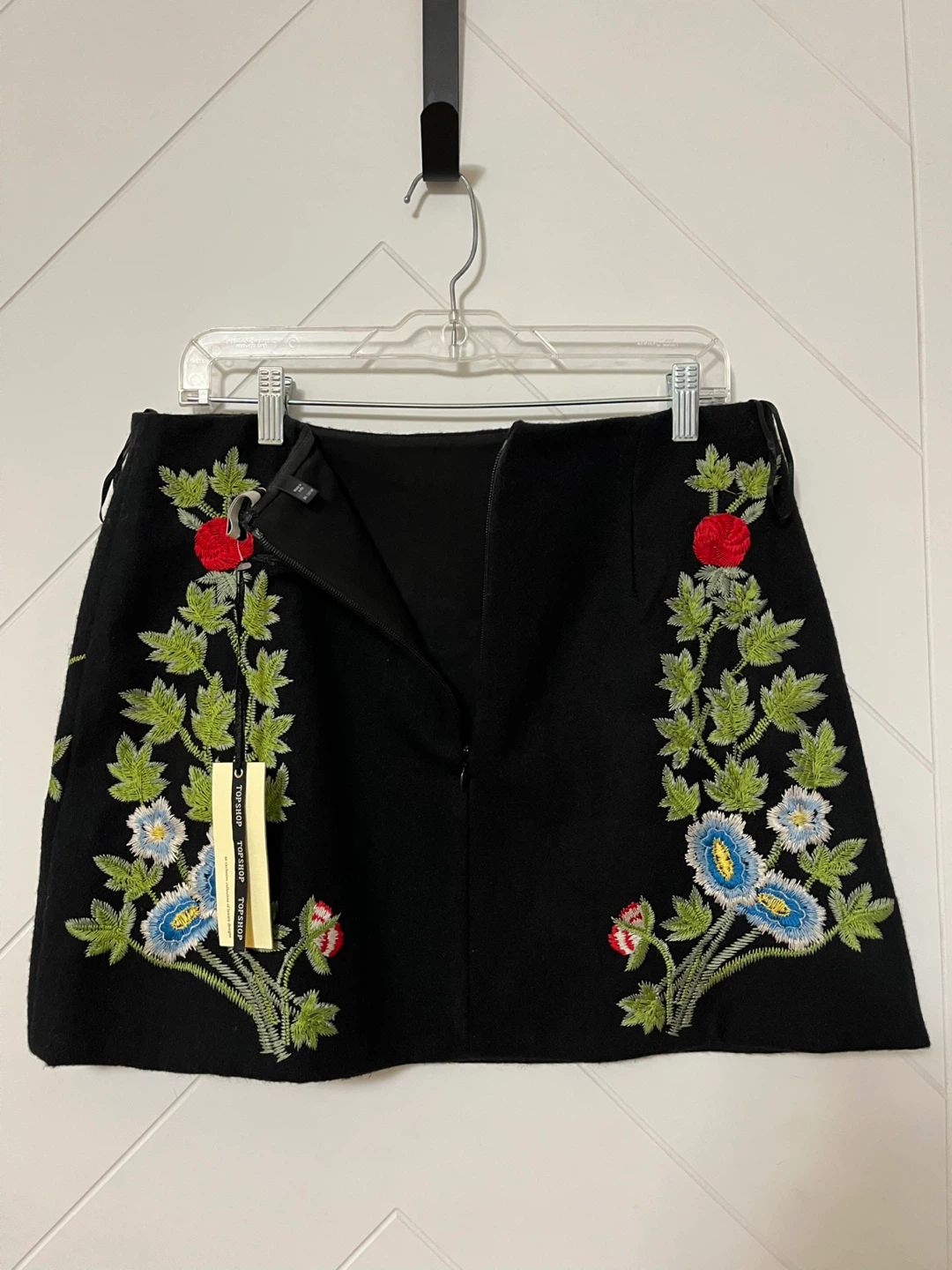 Topshop Embroidered Black Mini Skirt - Size UK 14 - photo 3