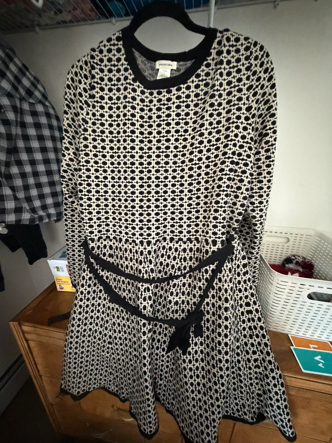 MAX STUDIO patterned sweater dress - photo 4