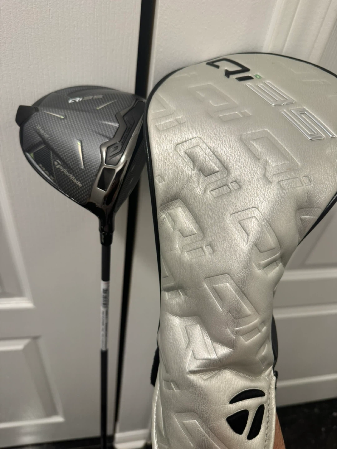 TaylorMade Qi35 Max Driver w/ headcover