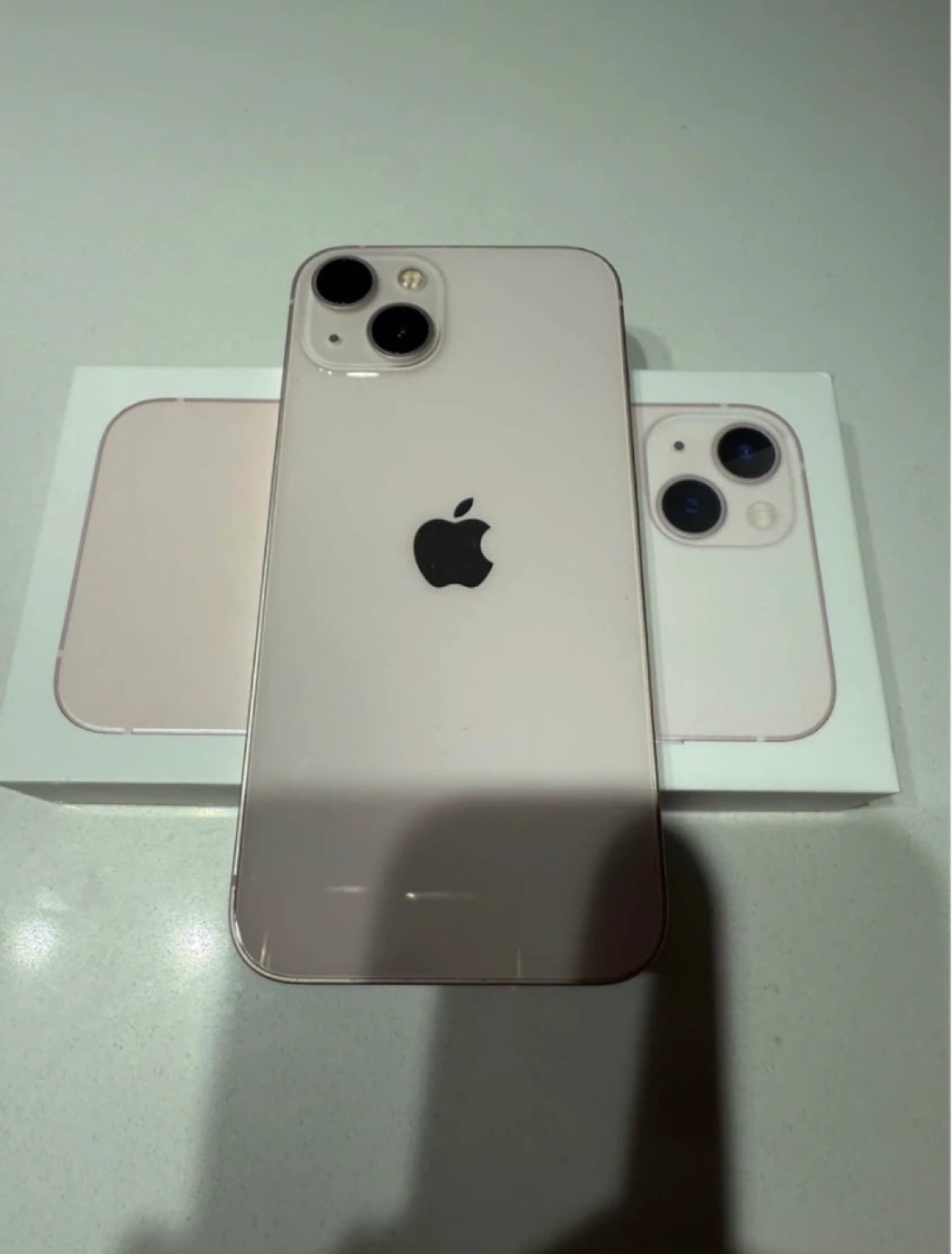 iPhone 13 (128gb)